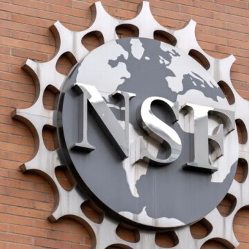 Trump-administrationen sparkar alla medlemmar av US National Science Board

