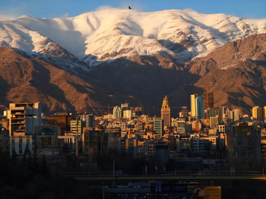 Höga priser på Irans hämmade bostadsmarknad lämnar hyresgästerna med få Höga priser på Irans hämmade bostadsmarknad lämnar hyresgästerna med få alternativ