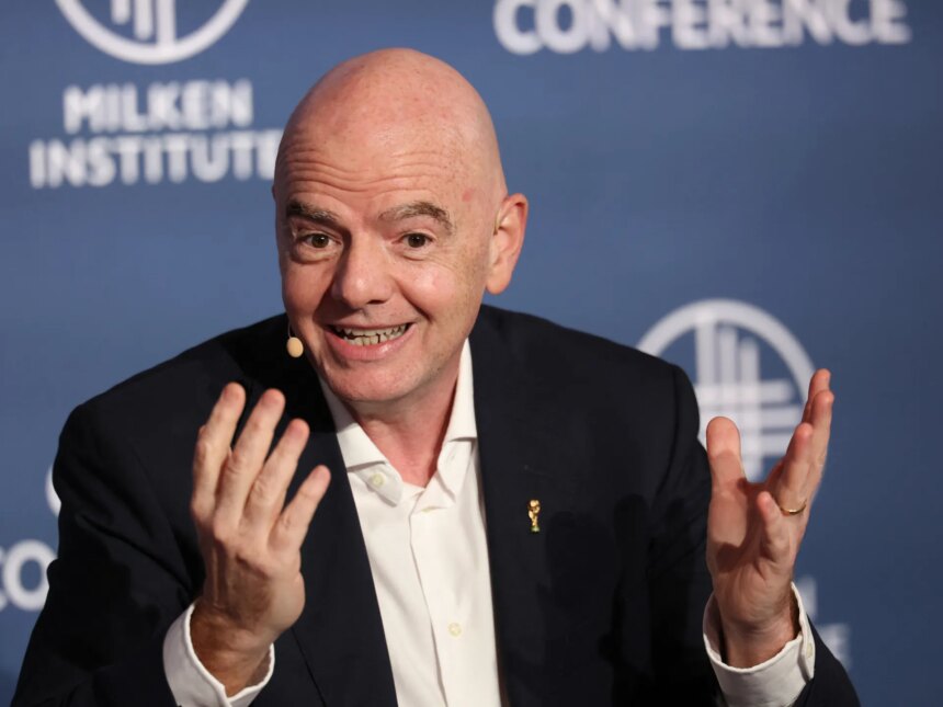 FIFA-chefen Infantino försvarar biljettpriserna för VM

