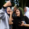 "Hälften av brittiska muslimer är under 25": Rapporten visar förändrad demografi

