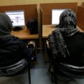 Iran utökar tillgången till internet i olika nivåer under fortsatt mörkläggning på nätet

