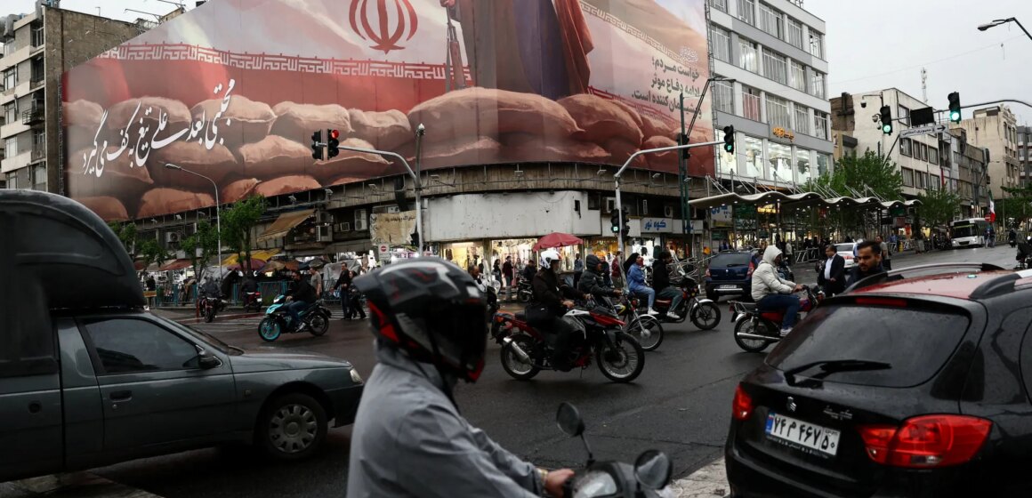 Irans valuta faller till ny låg när USA:s blockad, sanktioner påverkar handeln

