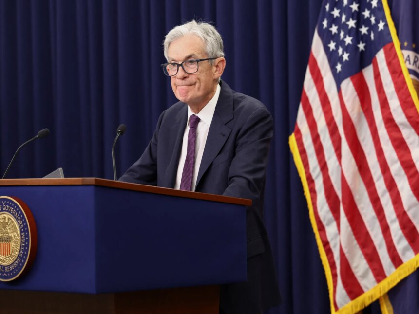 Jerome Powell: Styr USA:s Fed genom COVID-19 och politiska påtryckningar

