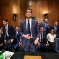 Kevin Warsh bekräftas som ny styrelseordförande i USA:s centralbank under kontroverser

