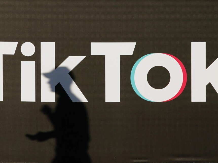 Malaysia beordrar TikTok att ta itu med "ärekränkande" innehåll om Malaysia beordrar TikTok att ta itu med "ärekränkande" innehåll om kung