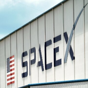SpaceX stöder Anthropic med datacenteraffär mitt i Musks OpenAI-process SpaceX stöder Anthropic med datacenteraffär mitt i Musks OpenAI-process