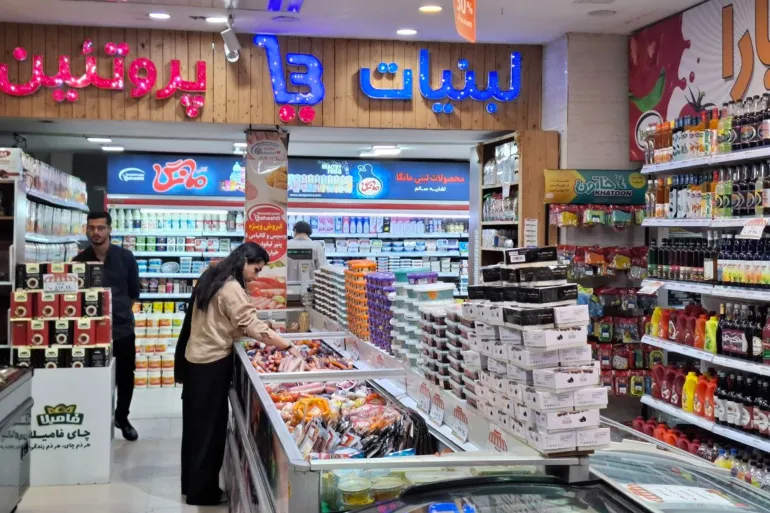 Överflöd av grönsaker och frukter i butiker trots höga priser (Bladet)