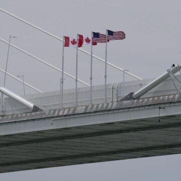 Kanada bekräftar öppnandet av Gordie Howe Bridge, trots Trumps hot

