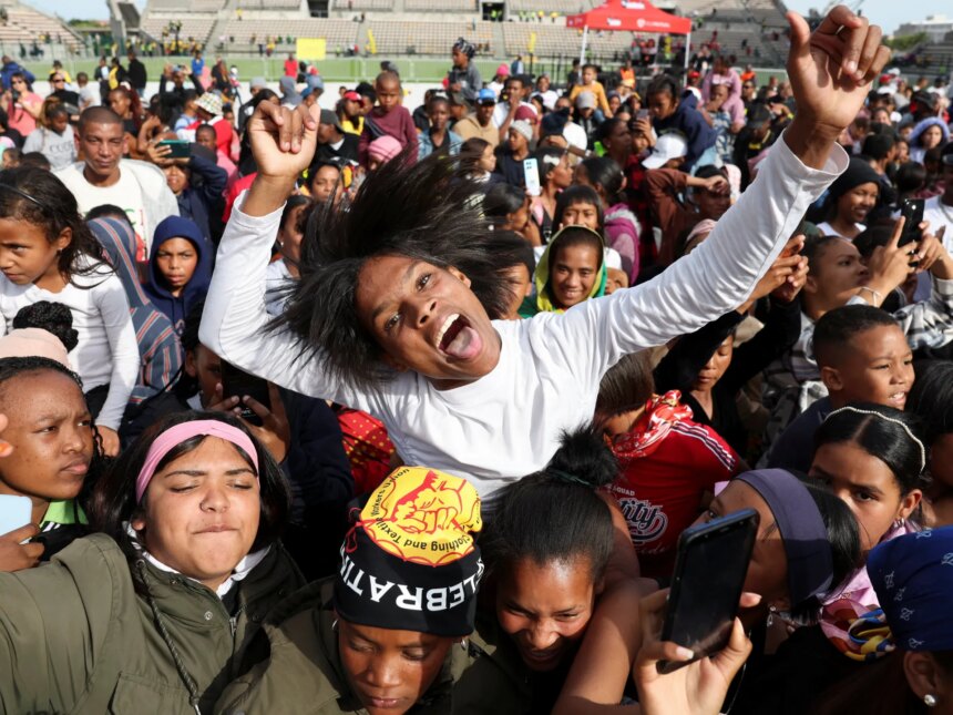 Kan Afrika vända sin befolkningsboom till välstånd? Kan Afrika vända sin befolkningsboom till välstånd?