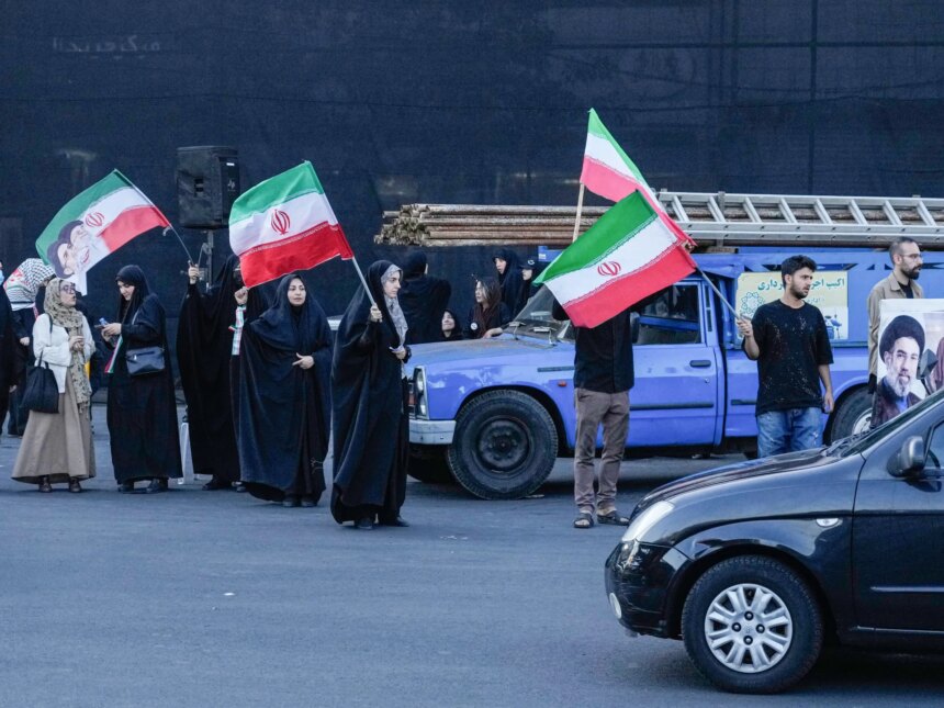 Eftersom avtalet har kommit överens med USA är inte alla i Iran övertygade om att freden är här

