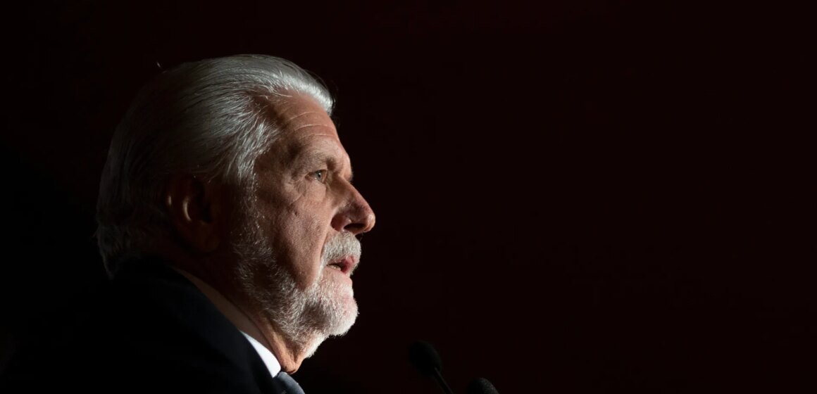 Brasilien verkställer en arresteringsorder mot Lula allierad i en växande finansskandal

