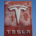 Familjen stämmer Tesla för felaktig död i autopilotkrasch i Texas, USA

