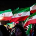 Iran omfamnar ett evigt krig
