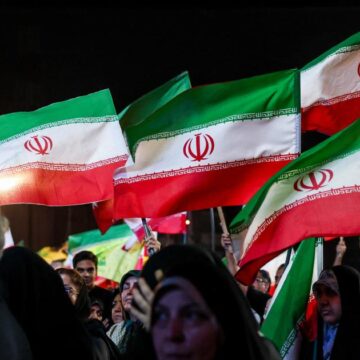 Iran omfamnar ett evigt krig
