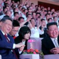 Kinas Xi och Nordkoreas Kim lovar att stärka banden vid ett sällsynt toppmöte i Pyongyang

