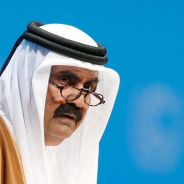 Hur före detta emir Sheikh Hamad bin Khalifa Al Thani Hur före detta emir Sheikh Hamad bin Khalifa Al Thani byggde upp Qatars ekonomi