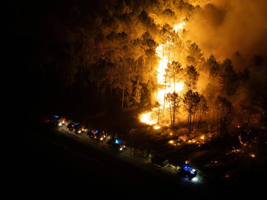 EU:s krischef uppmanar till hårdare klimatåtgärder mitt i skogsbränderna i Frankrike och Spanien

