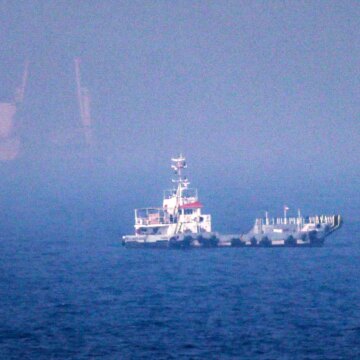 Hur fraktförsäkringspriserna stiger när Hormuz, Bab al-Mandeb lade ner

