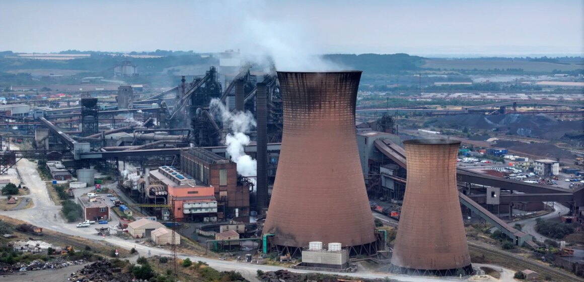 Kina tillrättavisar Storbritannien för förstatligandet av British Steel Kina tillrättavisar Storbritannien för förstatligandet av British Steel