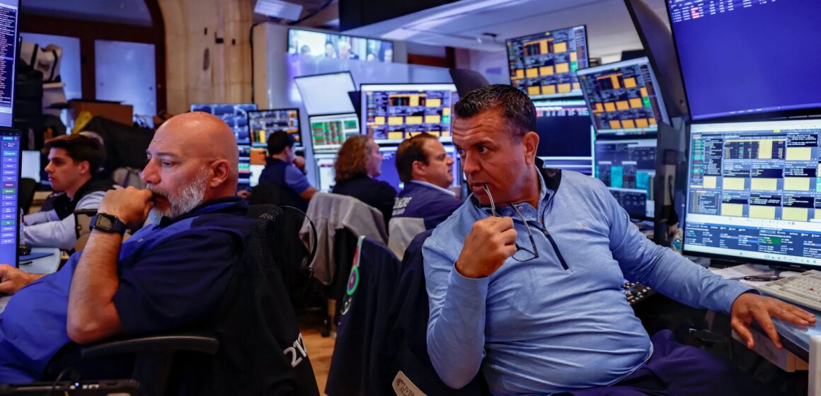 Nasdaq vs Dow: Hur skiljer sig nyckelindexen när SpaceX går Nasdaq vs Dow: Hur skiljer sig nyckelindexen när SpaceX går med i ett?
