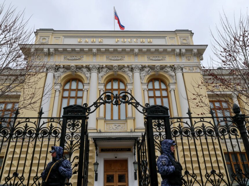 Varför har en halv miljon ryssar gått i konkurs under kriget i Ukraina?

