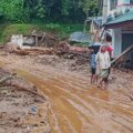 Sri Lanka stänger skolor eftersom översvämningar och lerskred dödar 7

