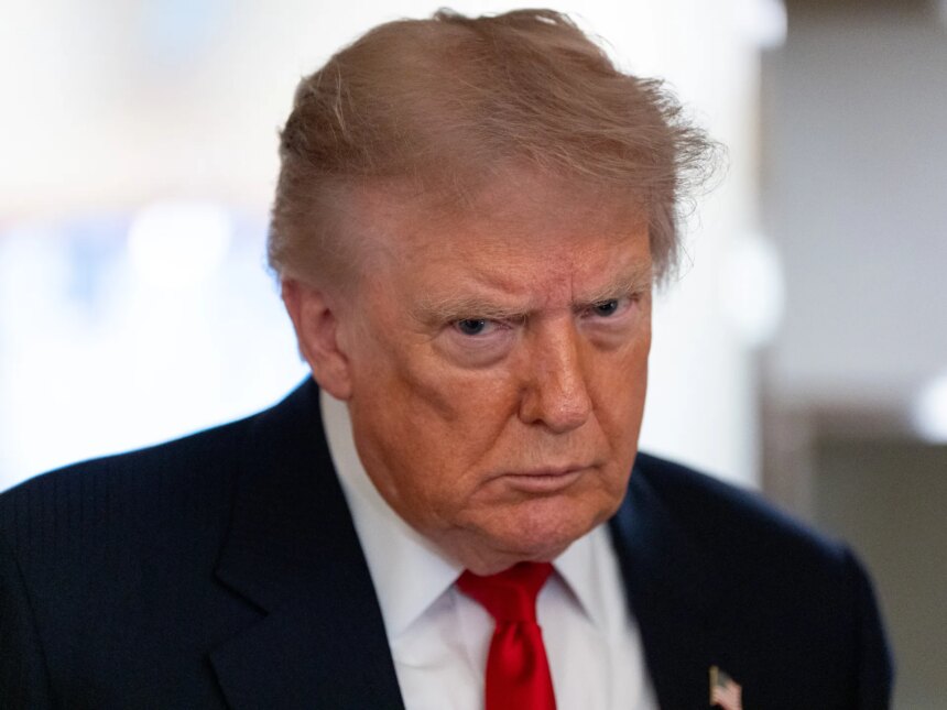 Mediegrupper stämmer Trump för betald tillgång till offentliga inlägg på sociala medier

