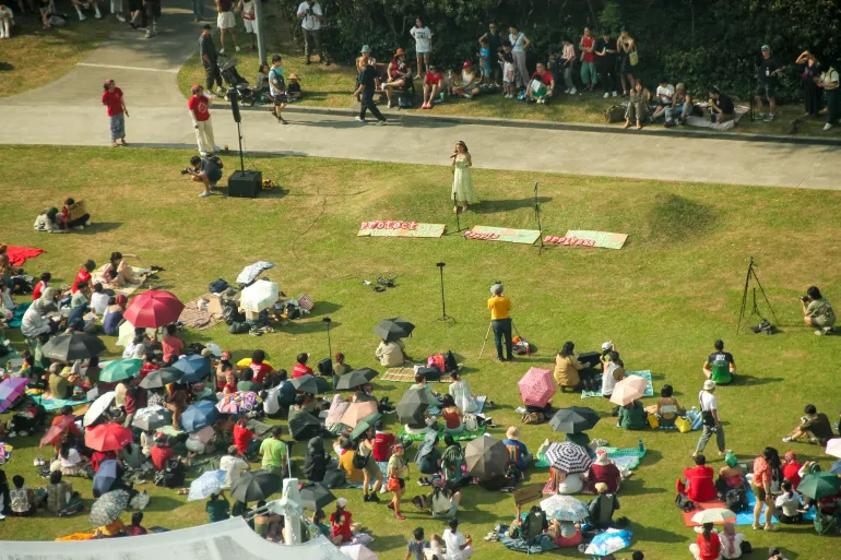 Mer än 2 000 personer deltog i det gröna rallyt som hölls på Speakers' Corner i Hong Lim Park den 16 augusti, säger dess arrangörer. Foto: Ada Cheong 