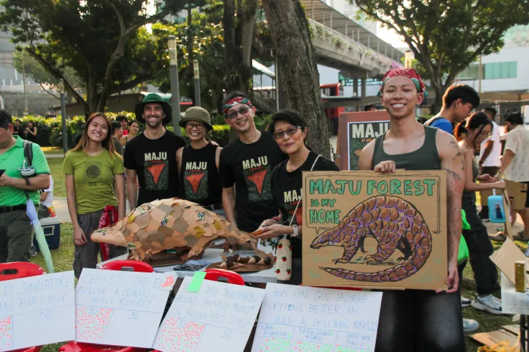 Sunset Way-invånarna visar solidaritet och förespråkar skydd av skogen och dess invånare, inklusive Sunda-pangolinen. Foto: Ada Cheong 