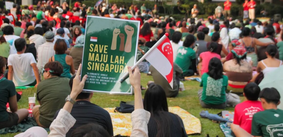 Singapores planer på att röja skog för hem leder till sällsynta offentliga protester

