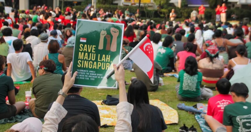 Singapores planer på att röja skog för hem leder till sällsynta offentliga protester

