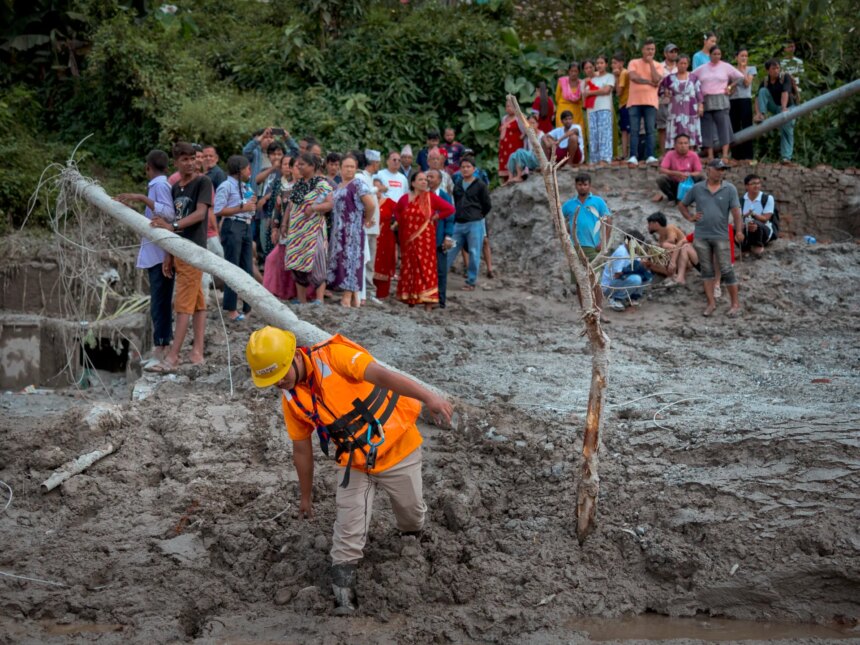 Översvämningskatastrofen mellan Nepal och Kina: Vad är den senaste avgiften, hur många saknas?

