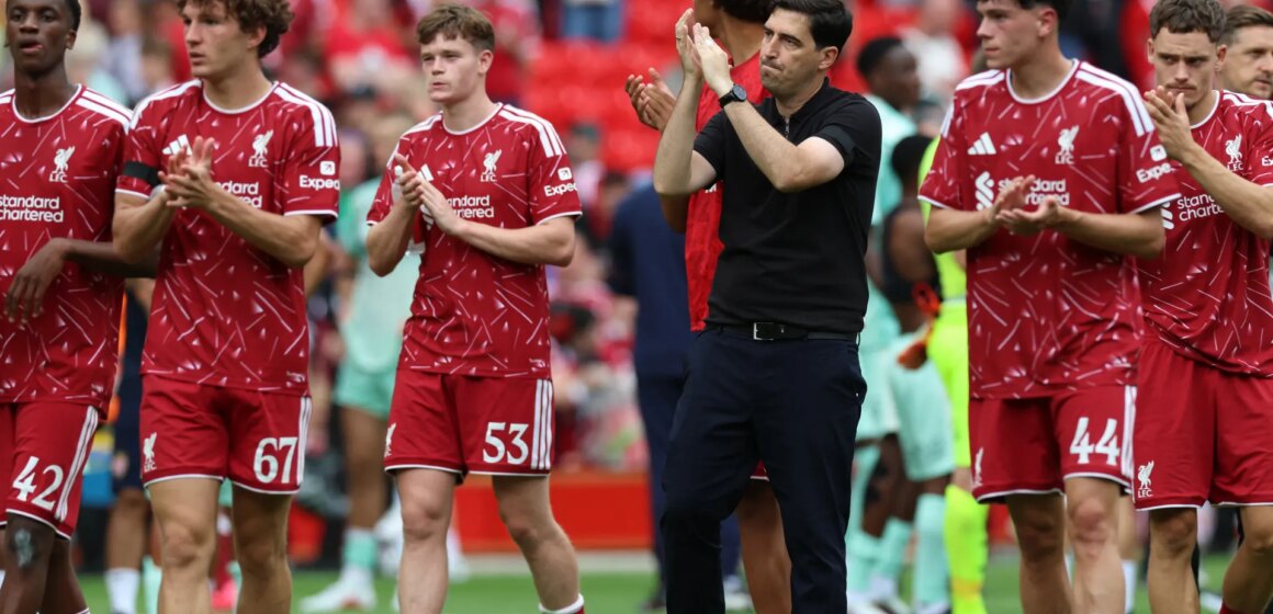Liverpool säljer minoritetsandelar till konsortiet inklusive Jeff Bezos

