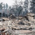 USA griper misstänkt för skogsbrand i Spokane när tiotusentals flyr från eld

