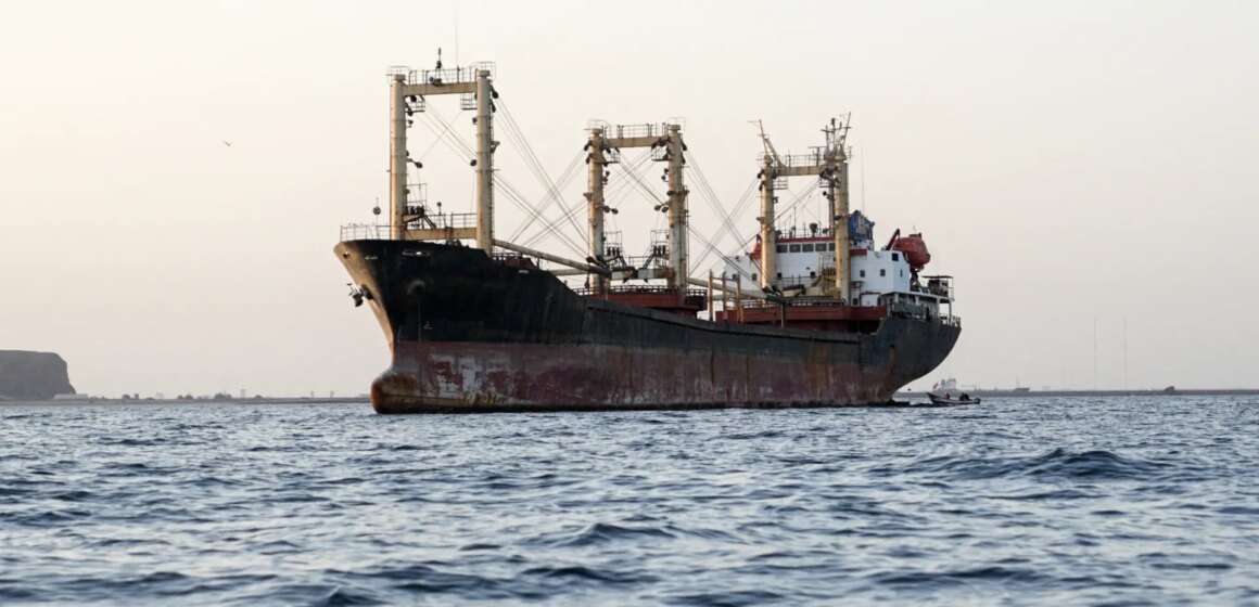 Italien ska sätta in krigsfartyg för att skydda sjöfarten genom Bab al-Mandeb


