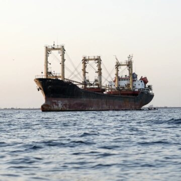 Italien ska sätta in krigsfartyg för att skydda sjöfarten genom Italien ska sätta in krigsfartyg för att skydda sjöfarten genom Bab al-Mandeb