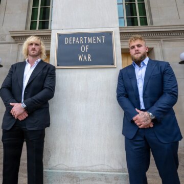Kändisar vid Pentagon: Hur ovanligt var bröderna Pauls besök? Kändisar vid Pentagon: Hur ovanligt var bröderna Pauls besök?