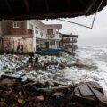 Orkanen Polo skapar rädsla för kraftiga regn och jordskred i Mexiko

