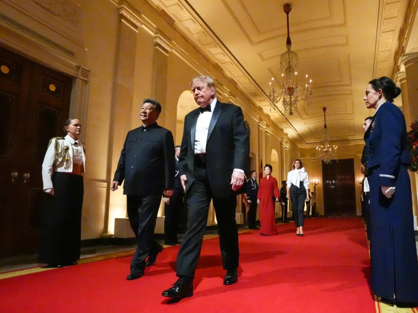 Trump hyllar vänskapen mellan USA och Kina vid statlig middag med Xi Jinping

