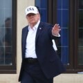 Trump säger åt Zelenskyy att sluta slå på ryska dieselförråd

