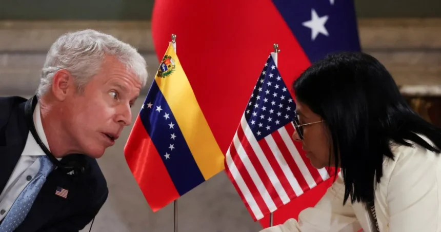 USA:s Chevron, Italiens Eni för att utöka oljeprojekt i Venezuela

