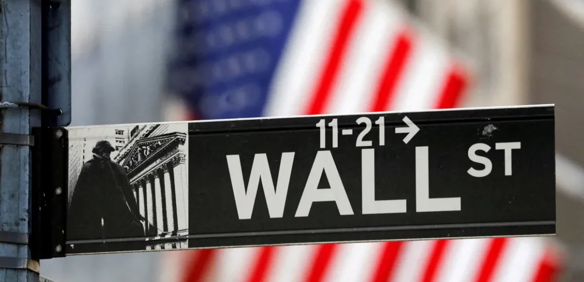 Wall Streets Nasdaq når all-time high när AI-frenzy tar fart Wall Streets Nasdaq når all-time high när AI-frenzy tar fart