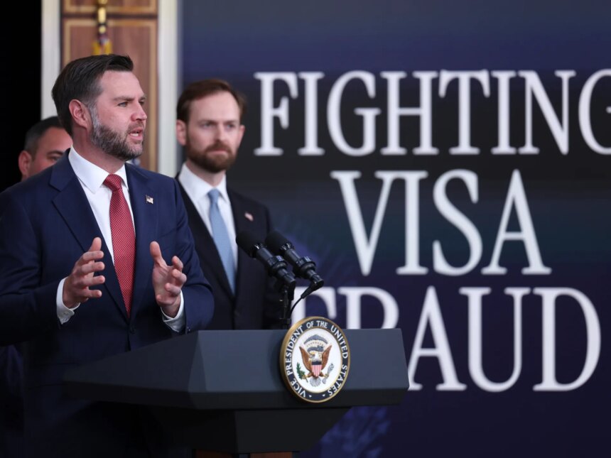 "Indentured servants": USA:s gröna kort kommer att drabba tusentals IT-arbetare

