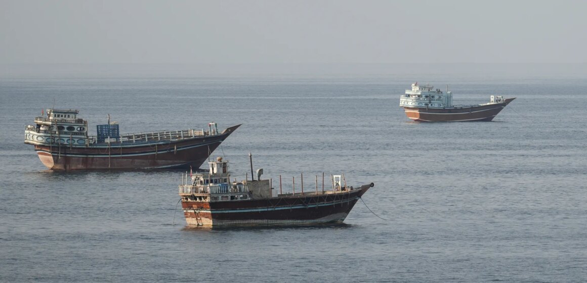 Iran sätter ett hårkors på oljeskytteln "USA-UAE" ut från Hormuzsundet


