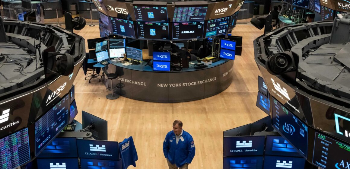 Amerikanska teknikaktier faller när investerare oroar sig över AI-utgifter

