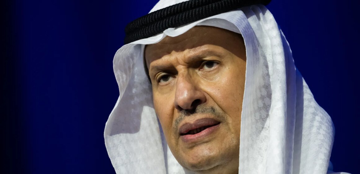 Saudiarabien säger att öst-väst pipeline pumpar 5,8 miljoner bpd Saudiarabien säger att öst-väst pipeline pumpar 5,8 miljoner bpd